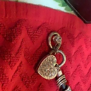 Silver tone. Bracelet